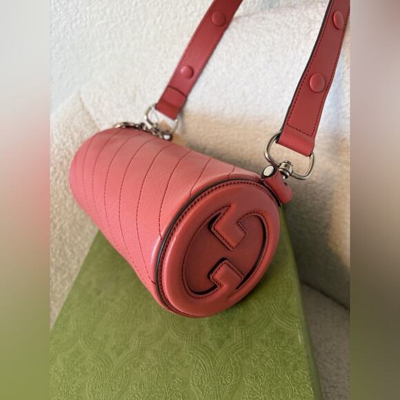 Gucci Pink Chevron Quilted Shoulder Bag - Picture 7 of 7
